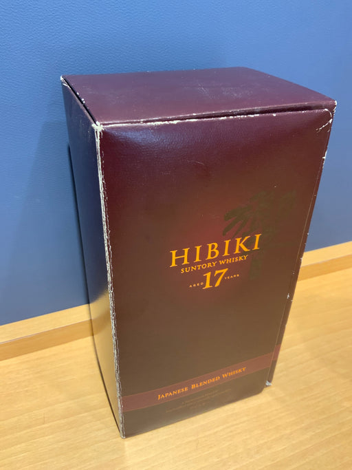 サントリー ブレンデッドウイスキー 響17年カートン付き [ ウイスキー 日本 700ml ]