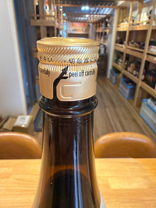 十四代 秘伝玉返し 特別本醸造 本丸 1800ml
