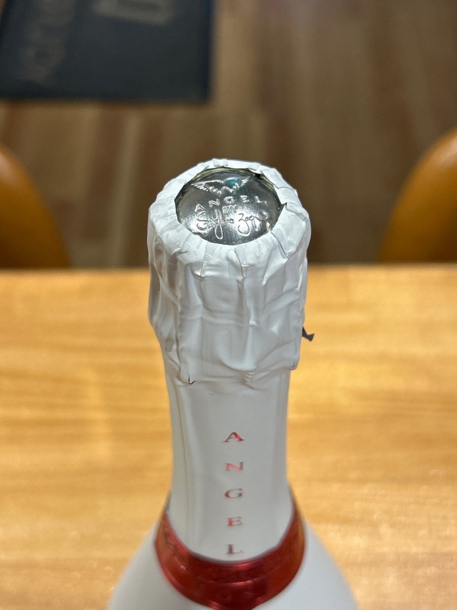 エンジェル シャンパン NV ロゼホワイト Holiday Edition　レッド　箱なし - LIQUOR JOY