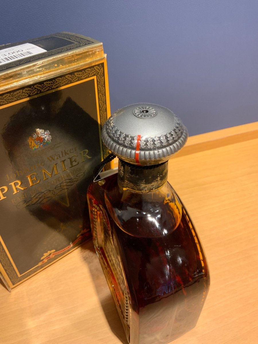 ジョニーウォーカー プレミアム　箱付き - LIQUOR JOY