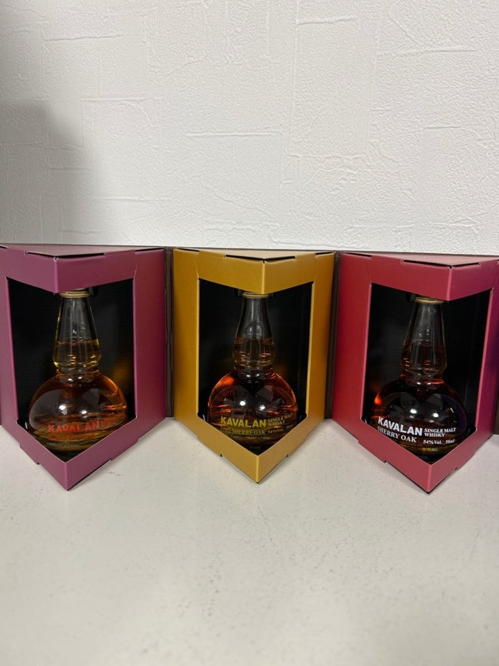 カバラン　ポットスチル型ミニチュアボトルギフトセット - LIQUOR JOY