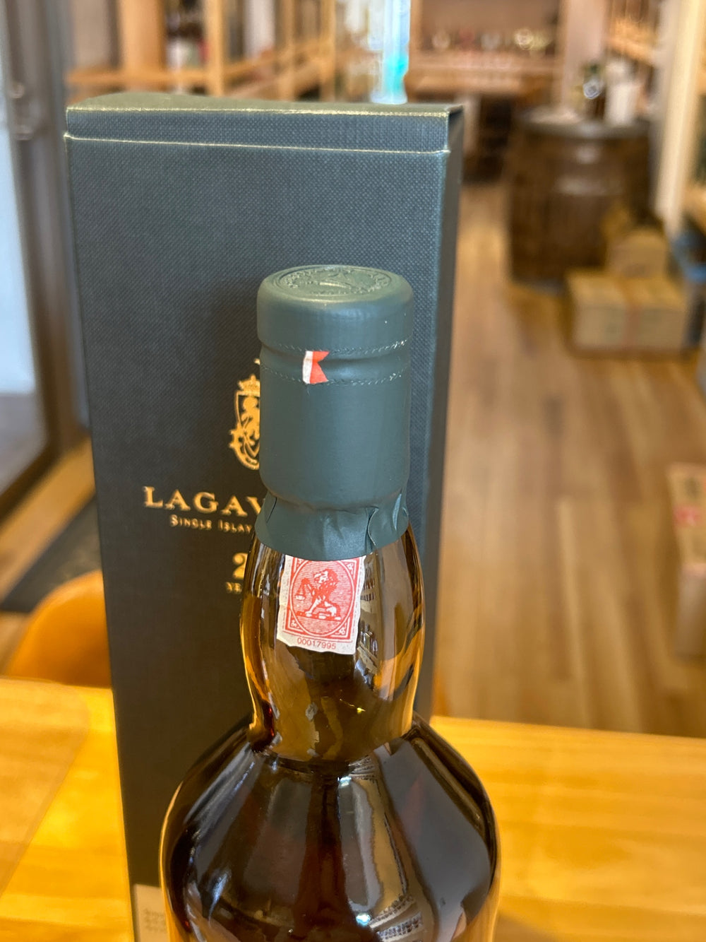 Lagavulin 25 Year Old 1977-2002