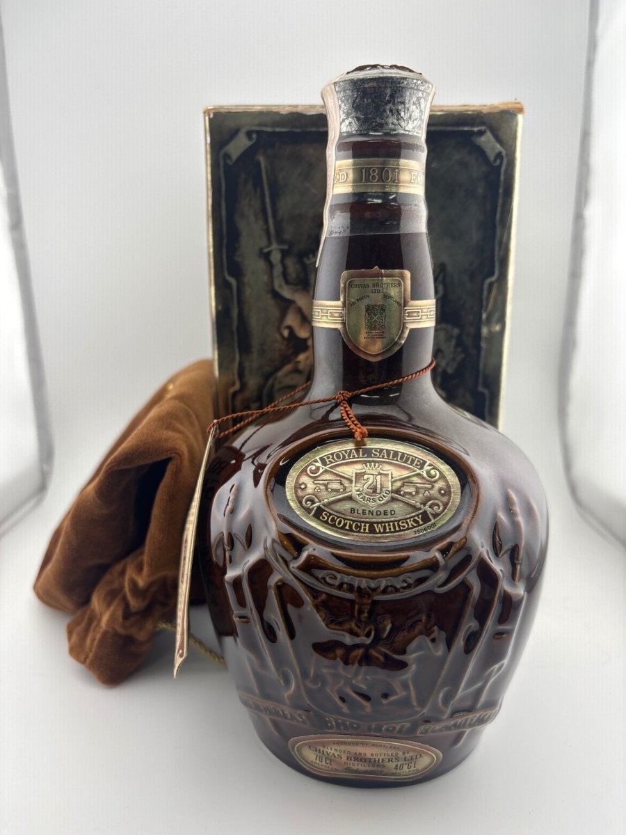 ROYAL SALUTE ロイヤルサルート 21年 茶 陶器ボトル ウイスキー 700ml 40% - LIQUOR JOY