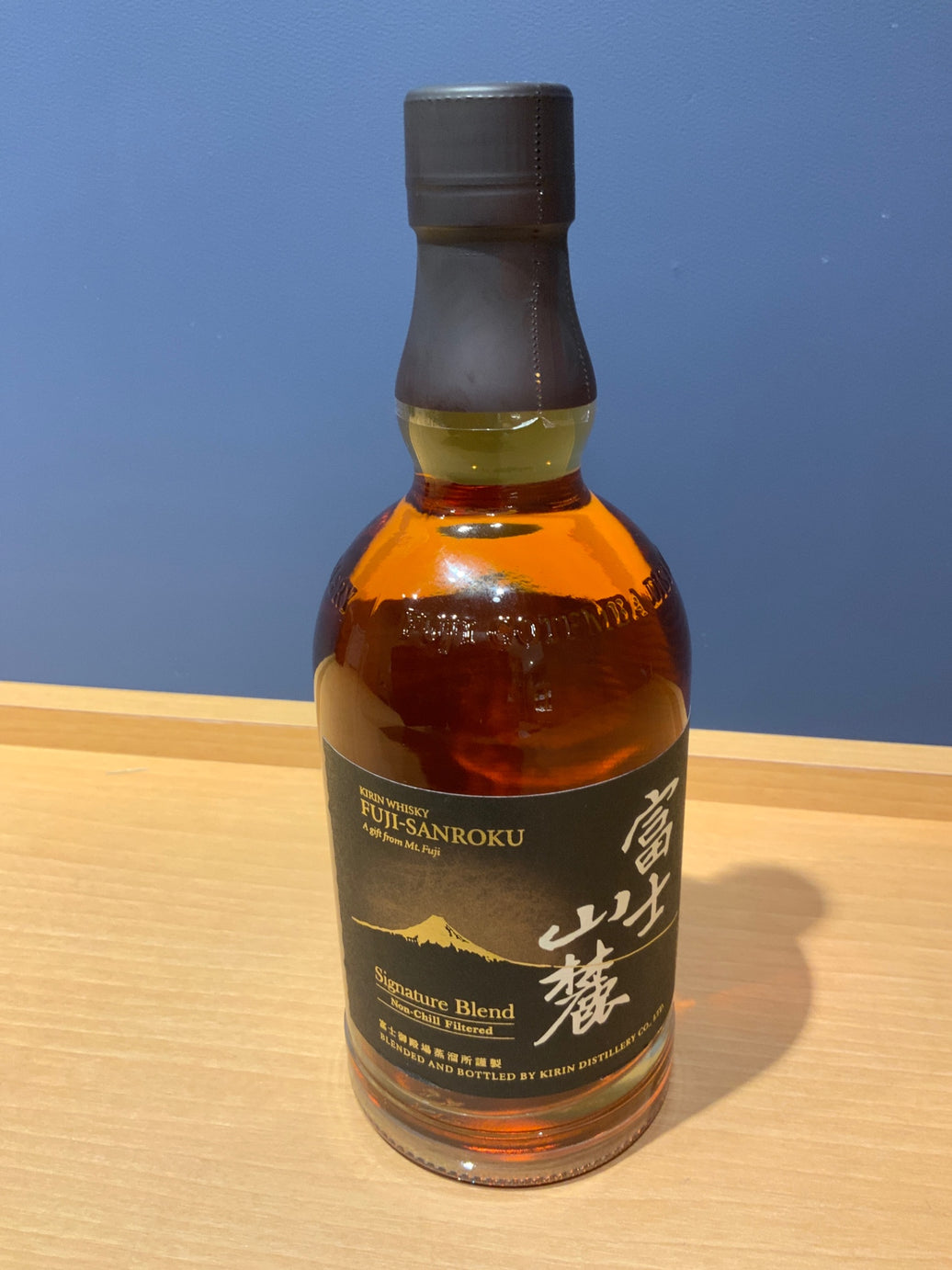 富士山麓 Signature Blend(シグニチャーブレンド) [ ウイスキー 日本 700ml ]