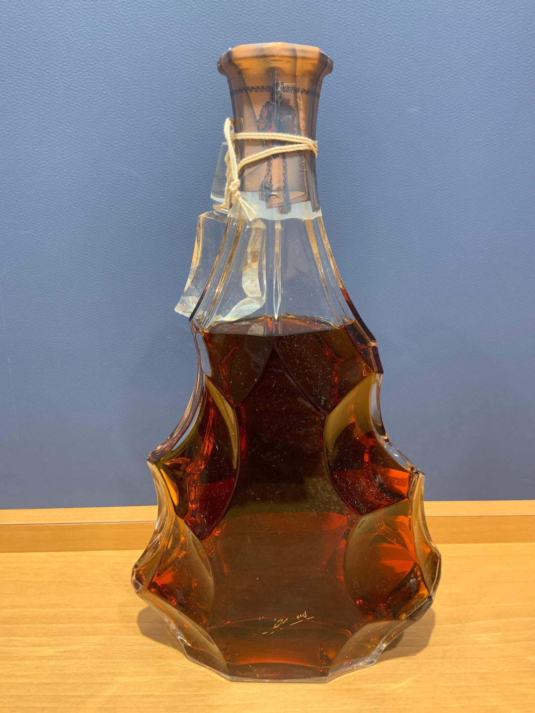 カミュ ジュビリー バカラ ７００ml 箱なし・替栓付き