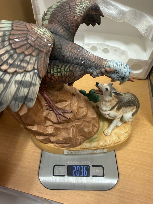 ワイルドターキー WILD TURKEY 8年 陶器ボトル 七面鳥と狼 700ml