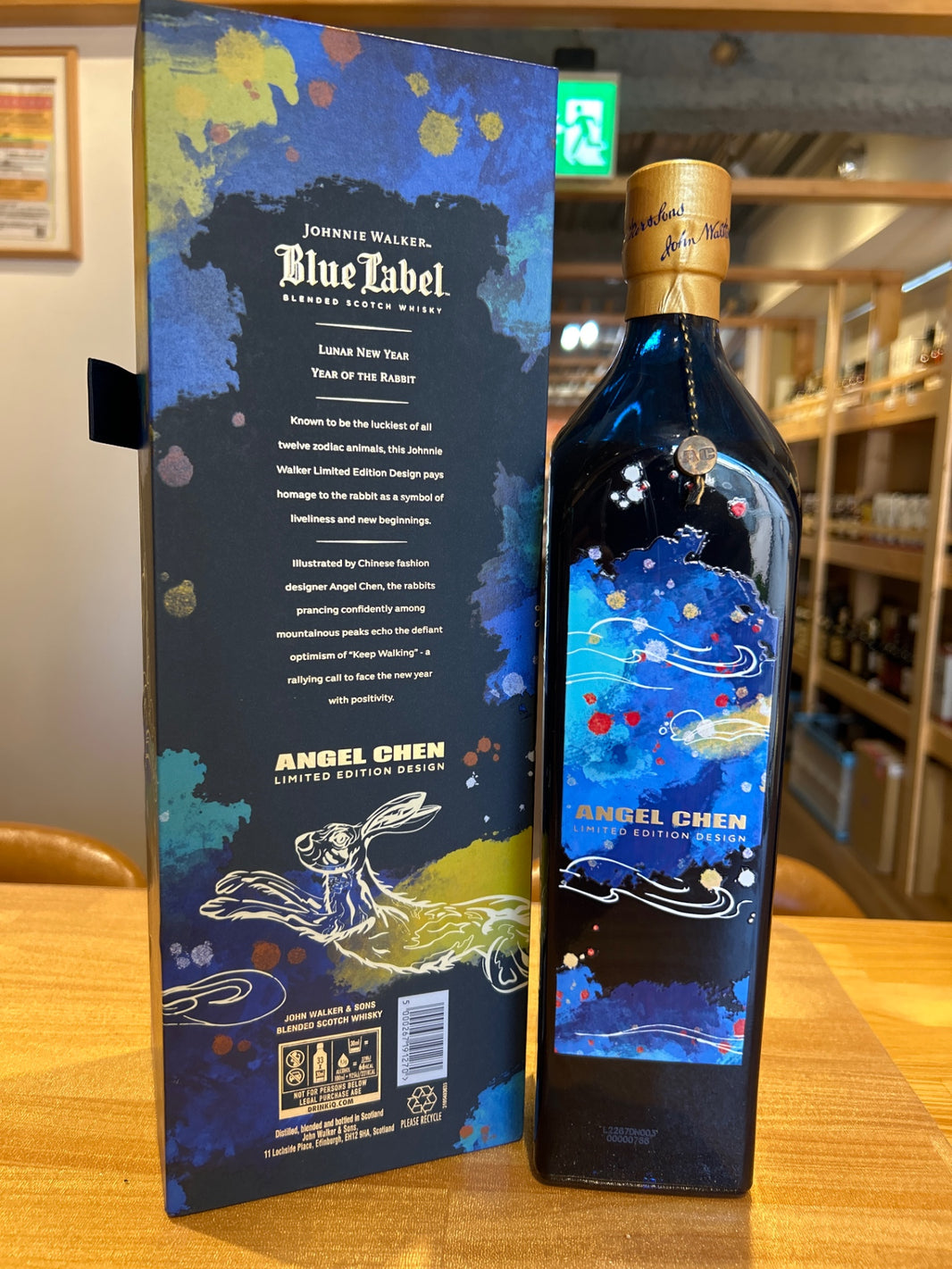 image Johnnie Walker Blue Label Year of the Rabbit 40% [Whiskey, UK, 1000ml]