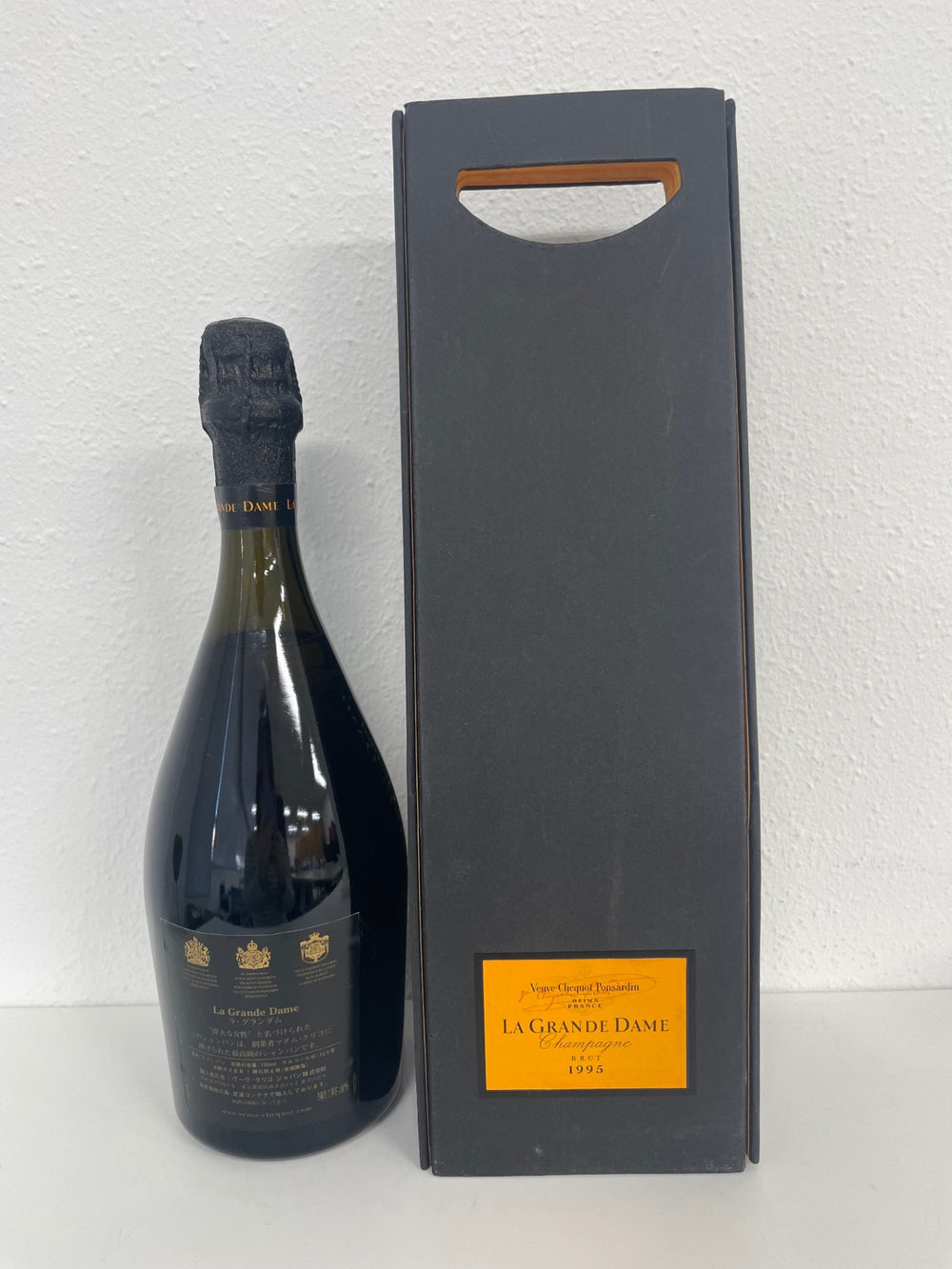 1995 La Grande Dame (Dam) Veuve Clicquot 750ml