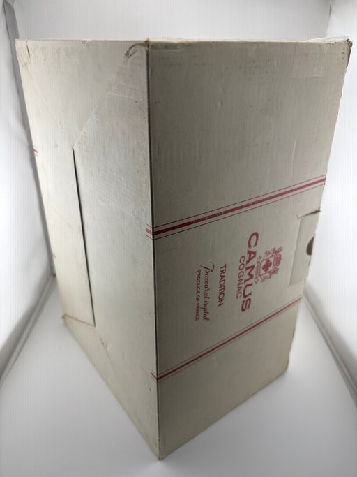 カミュ トラディション バカラボトル 700ml