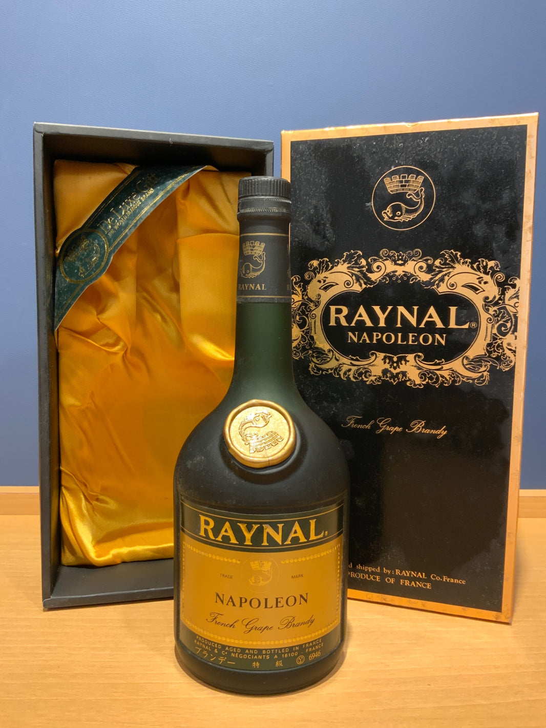 RAYNAL NAPOLEON French Grape Brandy 700ml レイナル 　旧デザイン