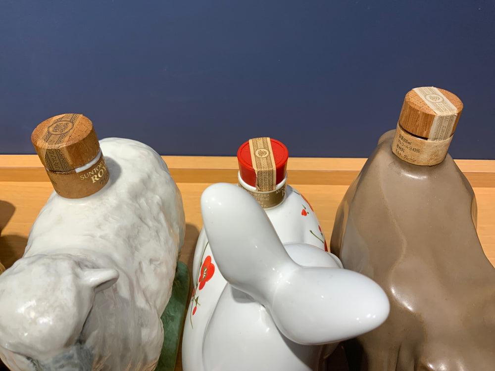 【中古】サントリー ローヤル ウイスキー 干支ボトル 陶器ボトル　12本セット