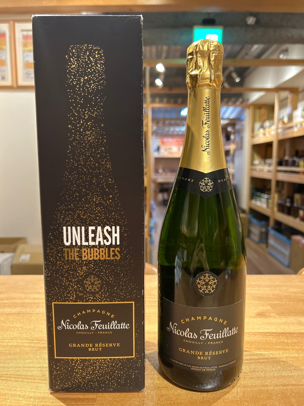 [A Champagne that makes an impact with its depth] Nicolas Feuillatte Grand Reserve Brut 750ml