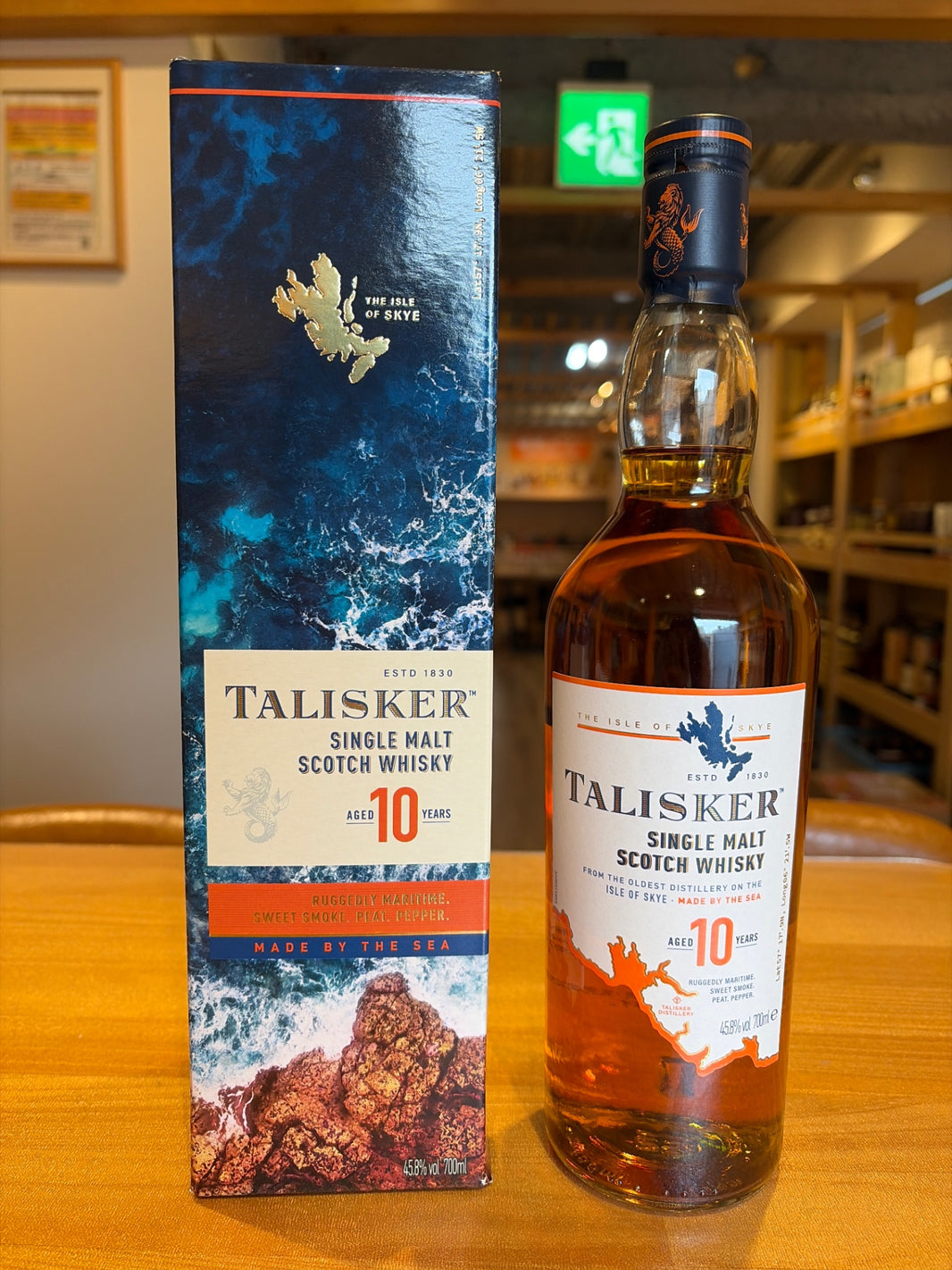 タリスカー 10年 箱入り [ ウイスキー イギリス 700ml ] [ギフトBox入り]